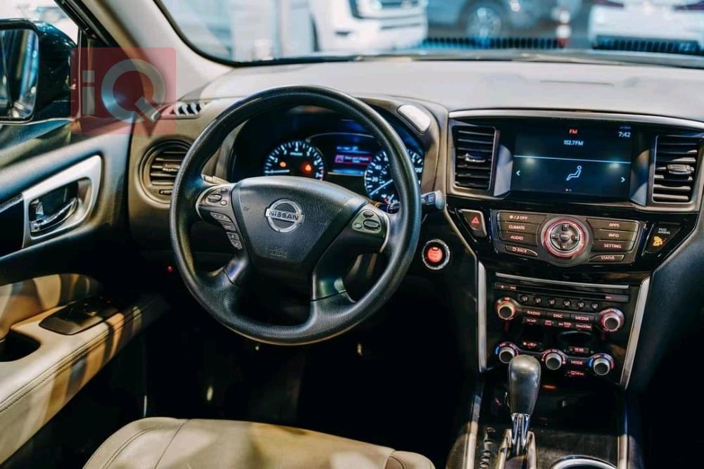 نيسان باثفايندر